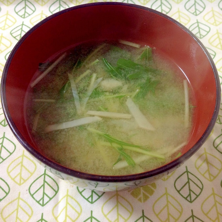 菊芋と水菜の味噌汁(o^^o)
